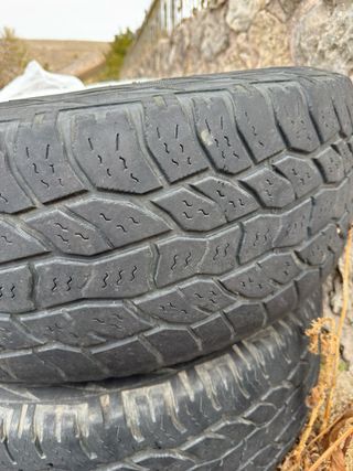 Llantas Mitsubishi Montero V60.