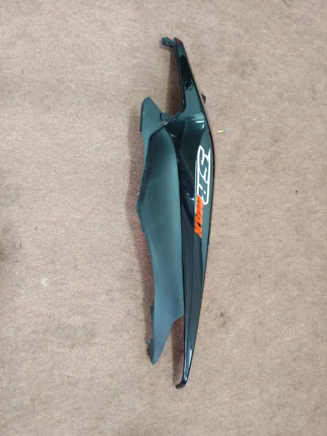 Carenado Lateral Izquierdo Aprilia SR125 Max