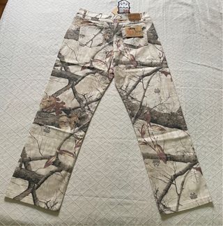 Vaqueros Big Ol' Realtree Edge de adidas x Stussy