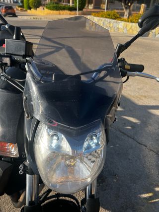 ¡Ponle potencia a tus rutas!Suzuki GSR 600 2009