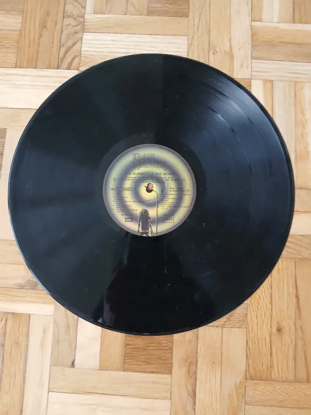 Vinilo LP IRON MAIDEN THE NUMBER OF THE BEAST 1982