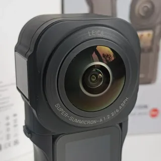 Insta360 ONE Rs 1-INCH 360
