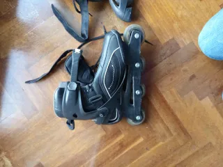 Patines en línea negros
