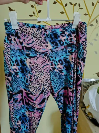 Mallas deportivas mujer estampado animal print