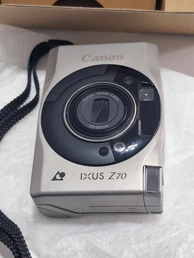 Camara Canon IXUS Z70C