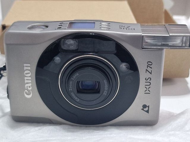 Camara Canon IXUS Z70C