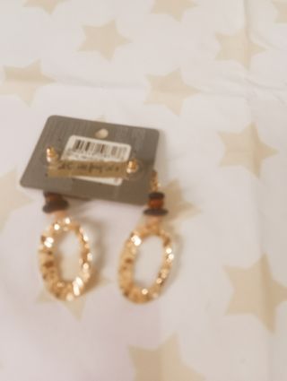 Pendientes Parfois Beige y Dorados