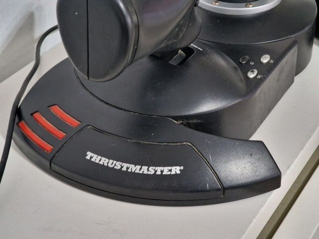 Thrustmaster T.Flight HOTAS x