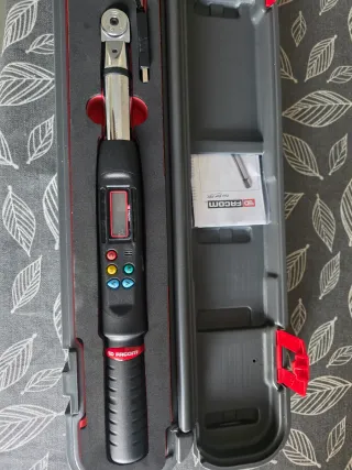 Llave dinamométrica FACOM 1,5-30 Nm NUEVA