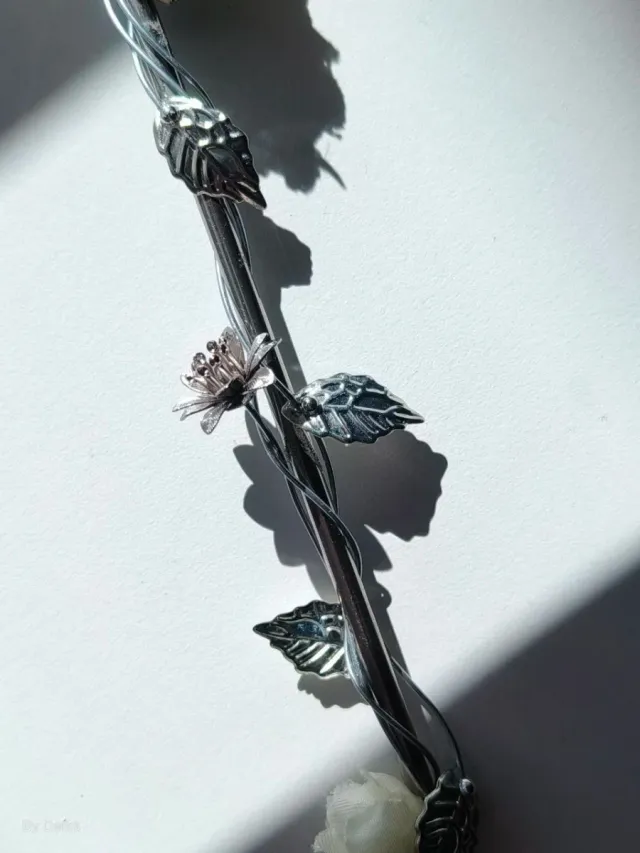 Guadaña y 5 broches Barbie Ken Integrity Toys