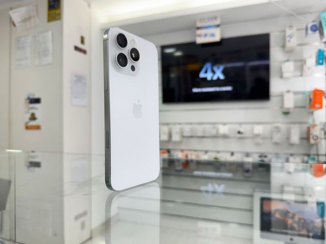 iphone 16 pro max  512gb blanco semi nuevo