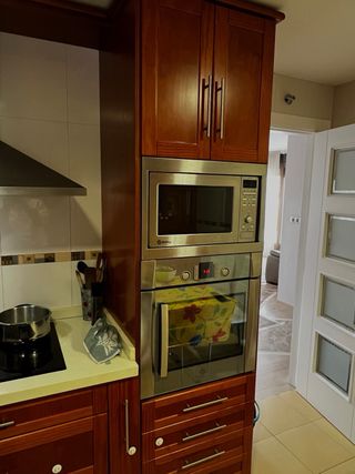 Muebles de cocina madera y cristal