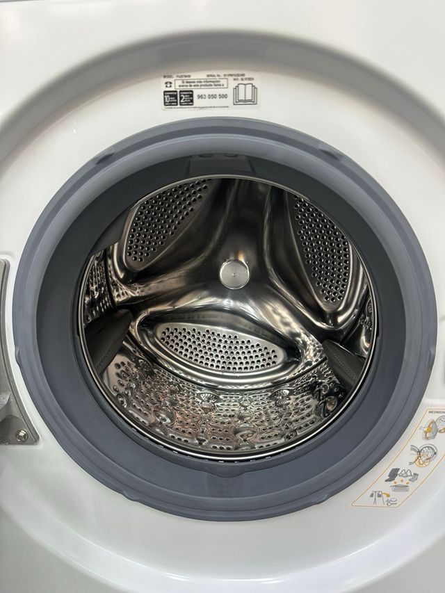 Lavadora LG 8kg Direct Drive 1400 RPM Silenciosa