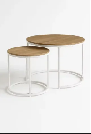 Tavoli nido rotondi in legno e bianco
