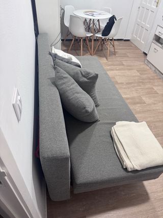Sofá cama gris Ikea