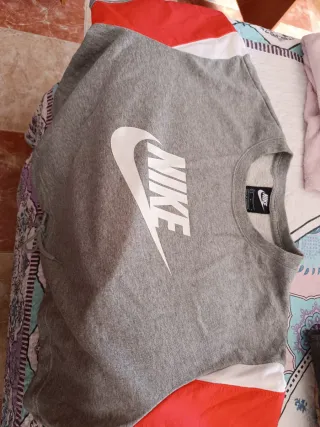 Sudadera Nike Gris y Roja Talla m