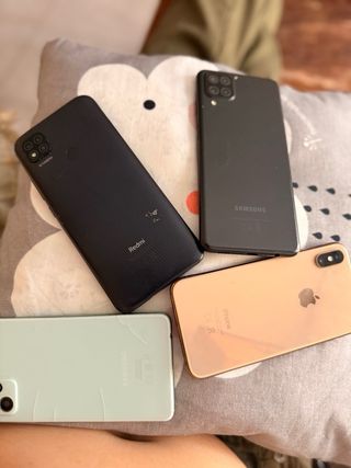iPhone XS Oro Rosa, samsung , red mi en total 4