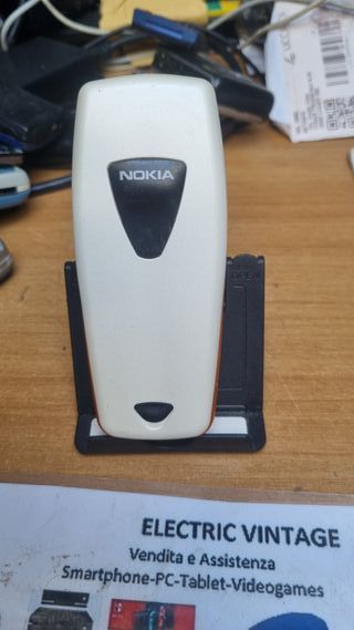 9419N-Cellulare Nokia 3510i Oro