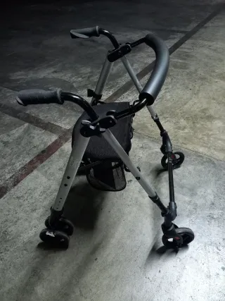 Vendo andador con asiento