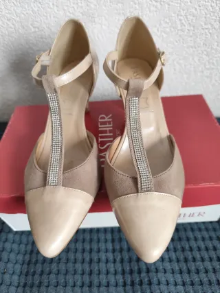 Zapatos de vestir beige 