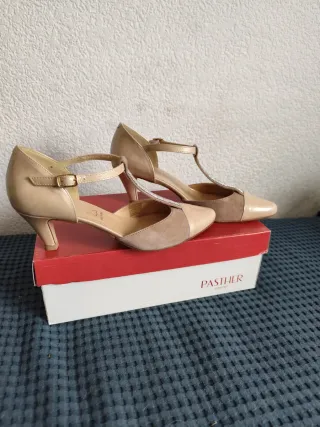 Zapatos de vestir beige 