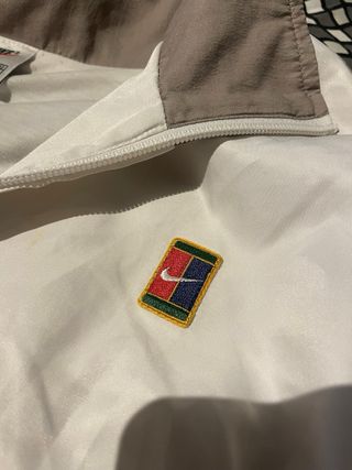 Chaqueta Nike Vintage Beige y Blanca