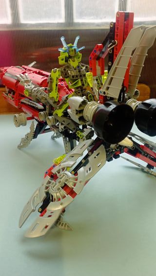 Lego 8943 Bionicle Axalara T9 Completo