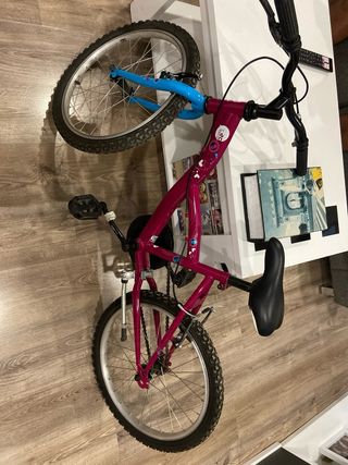 Bicicleta niña a estrenar.No negociable