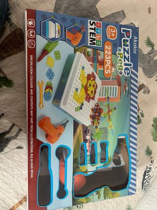 Puzzle construcción tornillos y plantillas