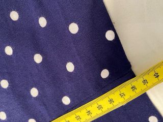 Vestido azul de lunares