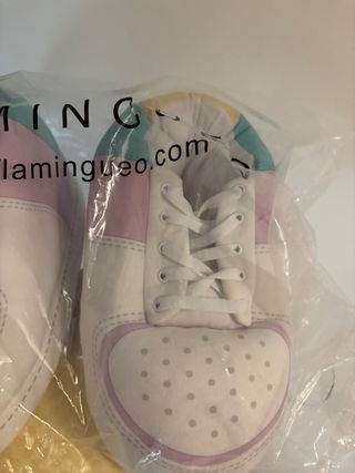 Zapatillas Casa Flamingueo Rosas y Blancas. 