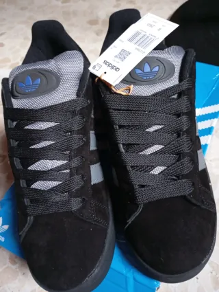 Zapatillas Adidas Talla 42 Negras y Grises