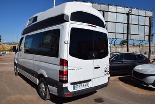 Mercedes-Benz Sprinter James Cook 2007