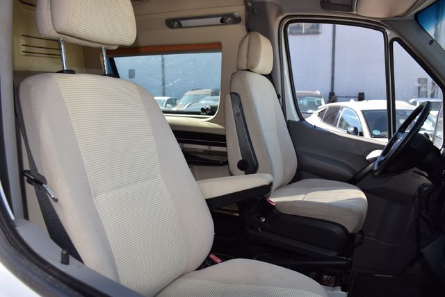 Mercedes-Benz Sprinter James Cook 2007