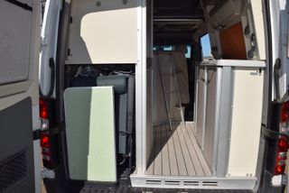 Mercedes-Benz Sprinter James Cook 2007