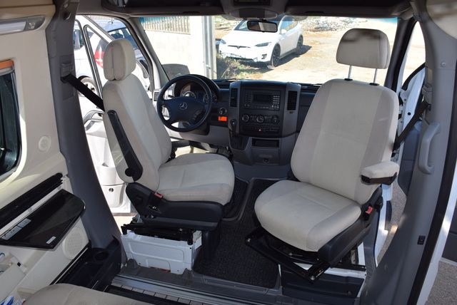 Mercedes-Benz Sprinter James Cook 2007