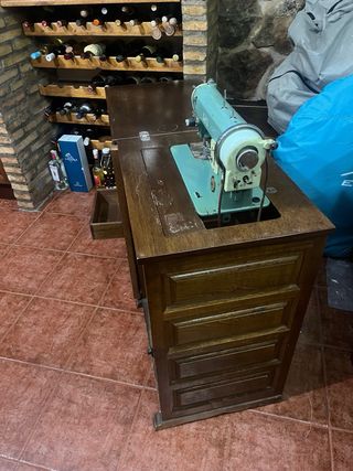 maquina de coserAlfa antigua