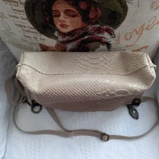 Bolso bandolera beige hecho en Italia