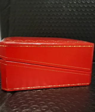 Scatola Cartier Rossa con numero di serie 