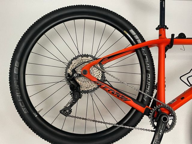 Bicicleta KTM Carbono