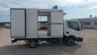 NISSAN NT400 2020 ISOTERMO FRIO SEPARADOR CARGA