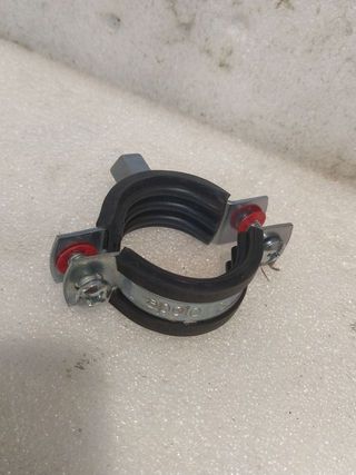 Abrazadera isofónica 31-36