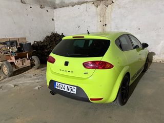 SEAT Leon cupra r 2010