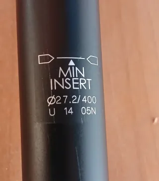 Sillín Mondraker PHASER y tija 27,2