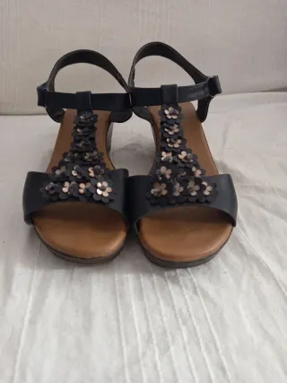 Sandalias cuña azul y dorado