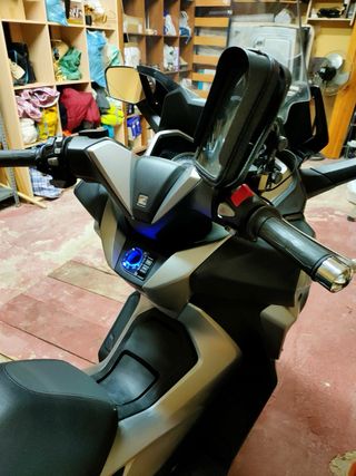 Honda Forza 300 Impecable