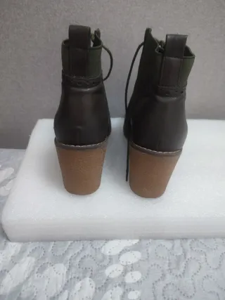 Botín Verde,Suela de Goma,39