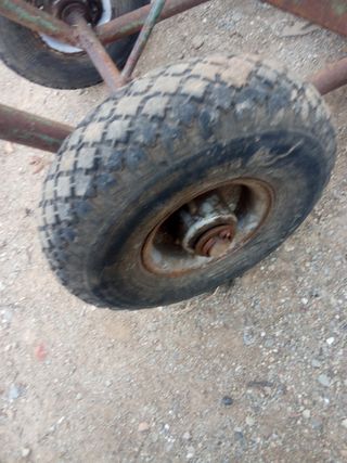 Carrito de carga metálico