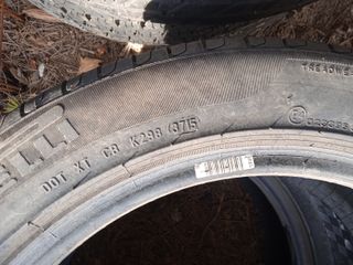 Neumático 245/45R17