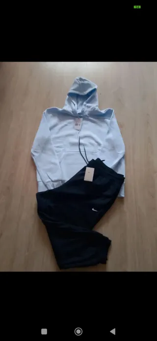 Conjunto Nike Sudadera y Pantalón Negro Azul